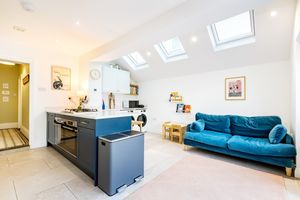 Kitchen- click for photo gallery